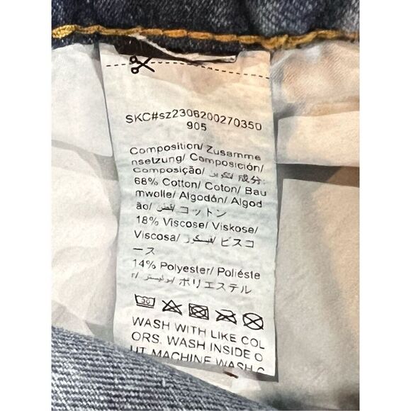 Wide Leg High Waisted Baggy Fit Women's Jeans Size 6 - Picture 4 of 4